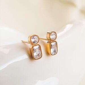 18K Gold Mini CZ Stud (1209)